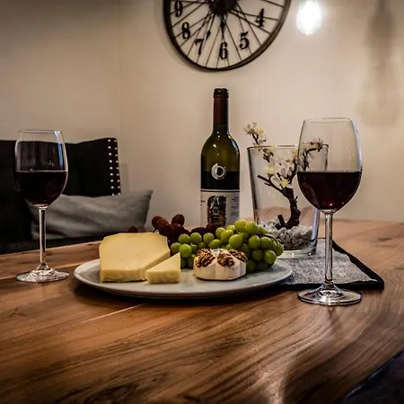 Zavelo Apartment
